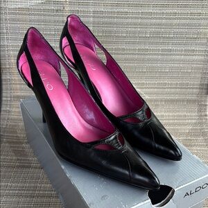 Vintage Aldo Black Heels with Pink Interior